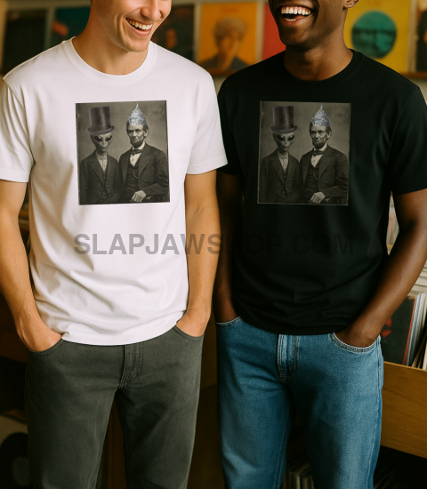 ABE & ALIEN T SHIRT T Shirt