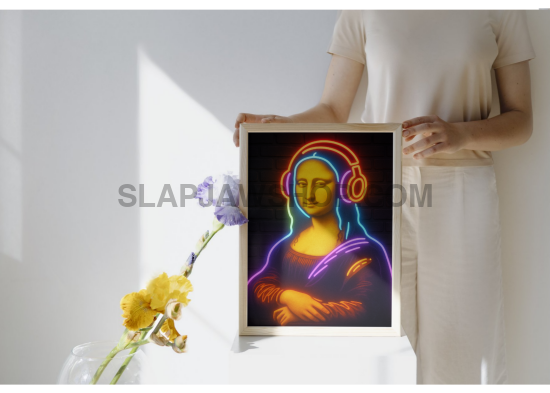 Stainless steel travel mug with a graphic of Mona Lisa wearing headphones on a black background